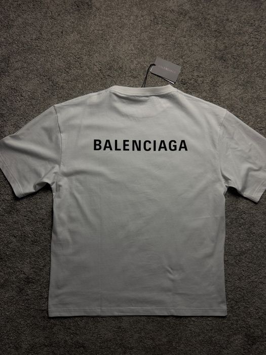 Balenciaga Back Logo T-shirt Tamanho S Oversized