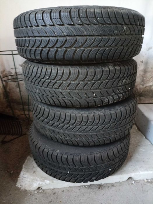 Opony zimowe Dębica Frigo 175/65R14 +felgi ET35