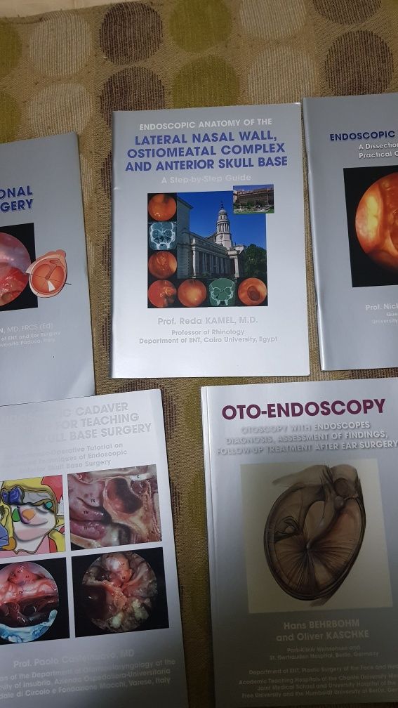 22 livros médicos sobre cirurgia facial e todas as doenças respiratóri