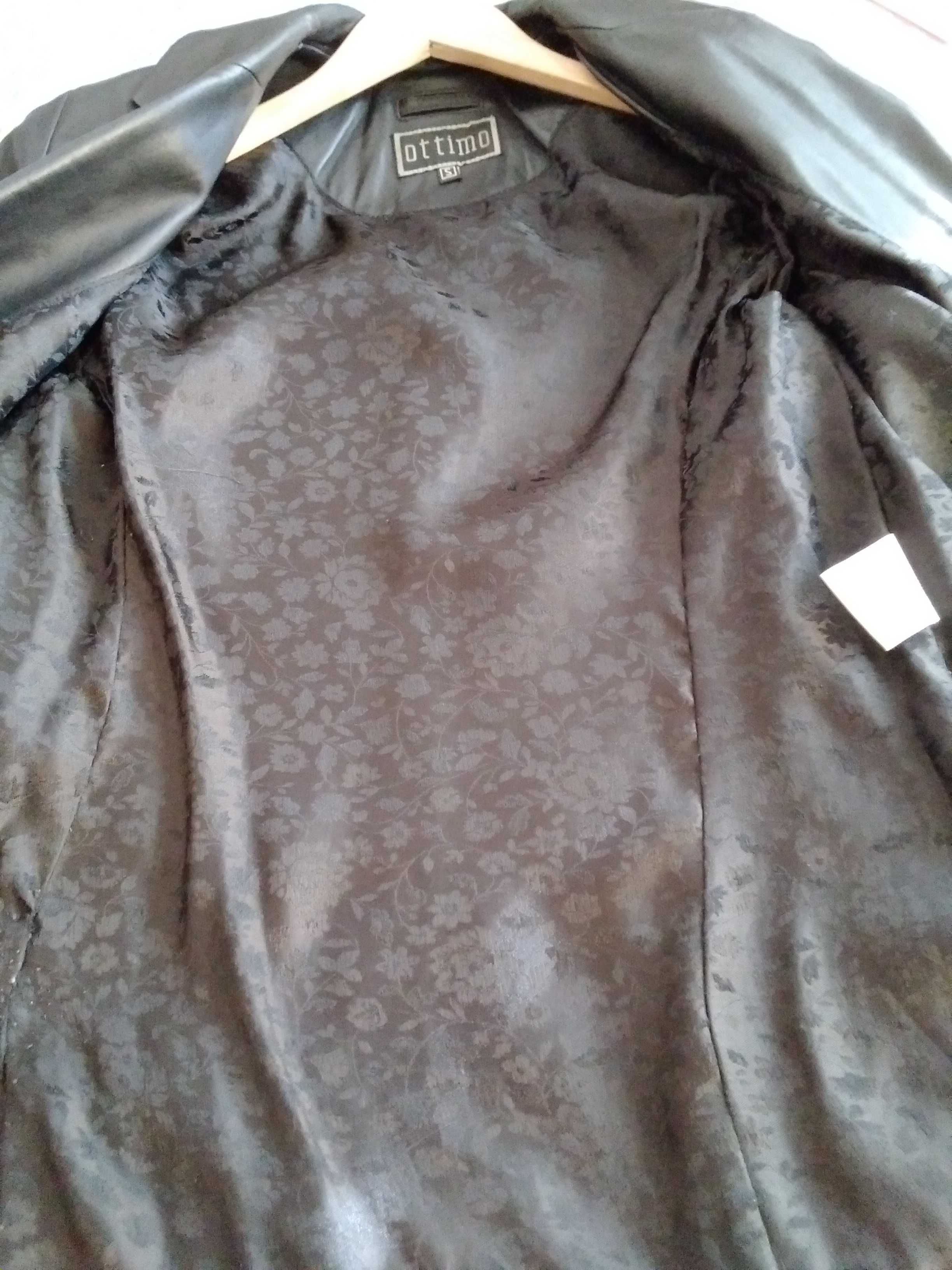 Пиджак кожаный, женский,р.S, 500 грн.