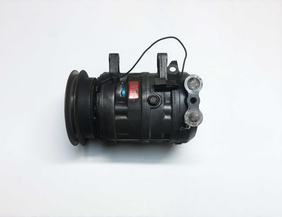 Компресор кондиціонера Nissan Serena C23. Vanette Cargo - 2.3D