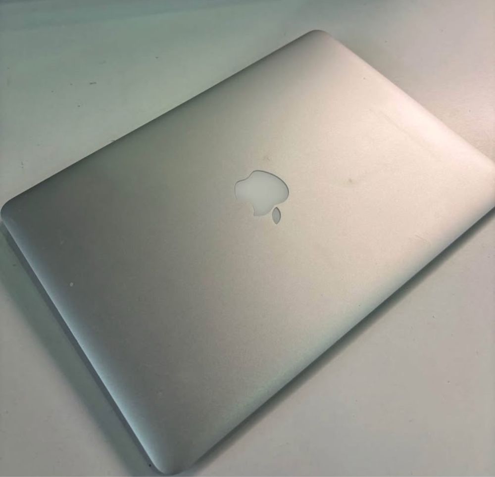 Macbook air 13 pouco usado