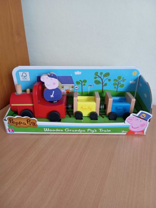 Дерев’яний ігровий набір Peppa Pig Паровозик дідуся свинки Пеппи новий