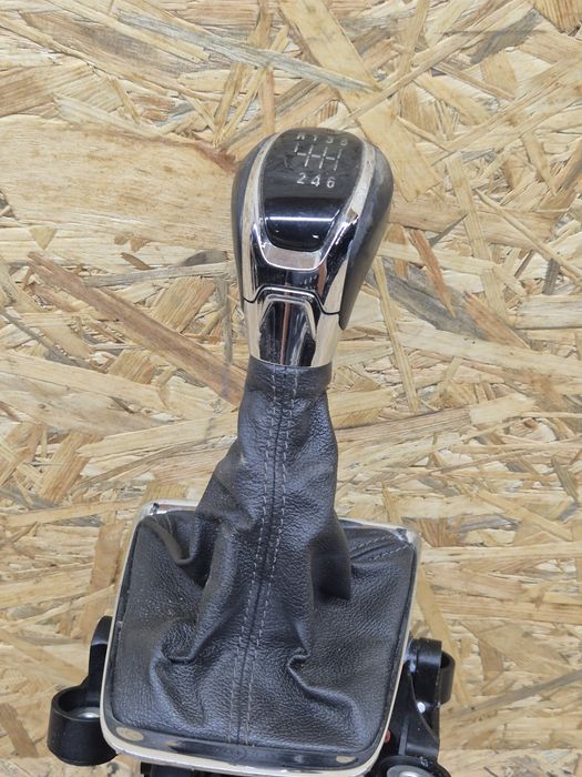 Wybierak lewarek zmiany biegów Opel Zafira C 1.6 CDTI