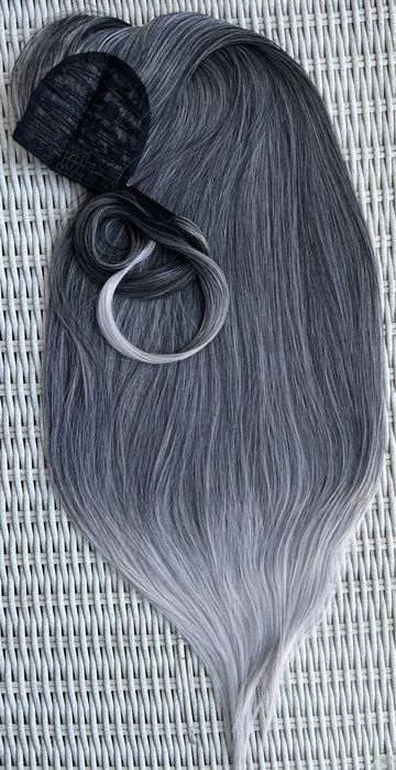Premium Ultra mega długi kucyk, siwy / popiel / ombre 85 cm