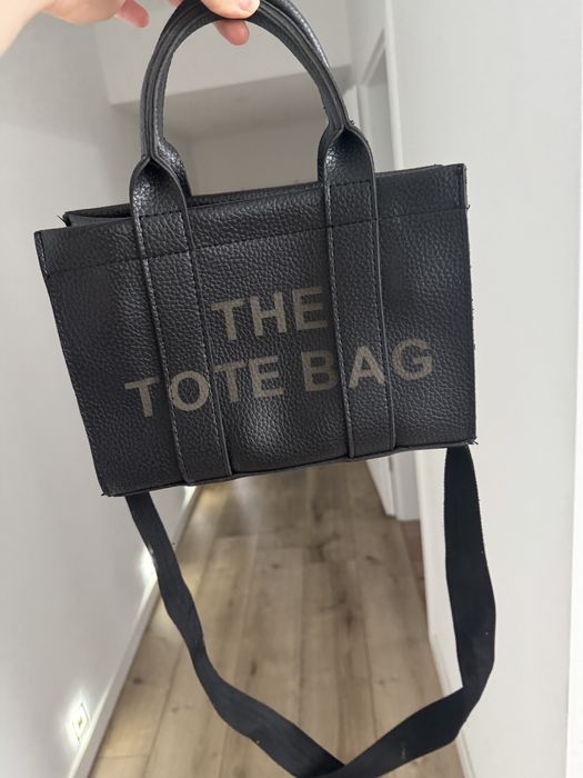 Torebka czarna The tote bag