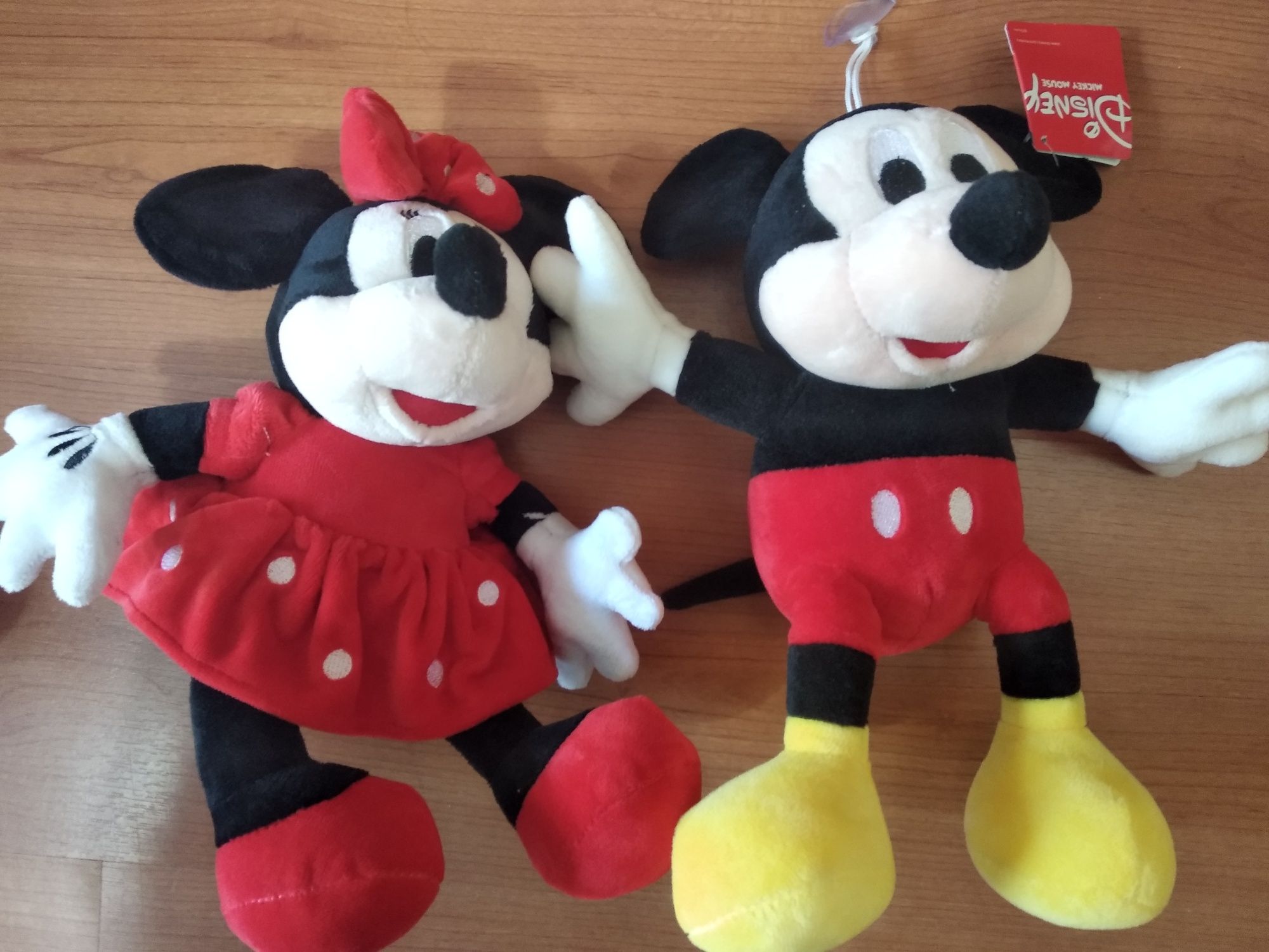 Peluche mickey e minnie novos