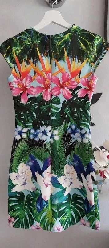 śliczna sukienka * H&M