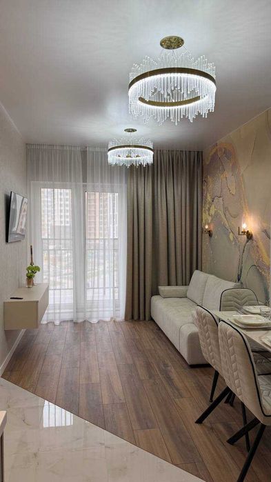 Продается 2-ком квартира на Краснова в новых домах Kadorr с ремонтом