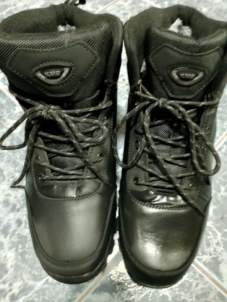Buty ocieplane męskie   KMB raz założone traper rozmiar 46