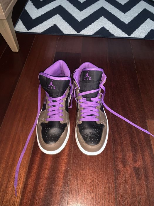 Jordan 1 Mid Originais – 42.5 – Bom Estado