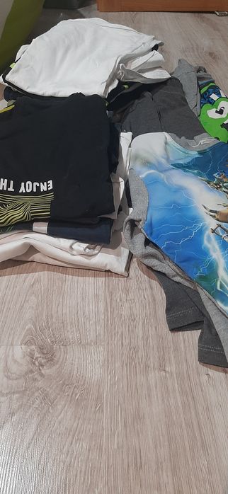 Paka ubran na chłopca 158/164 na podwórko