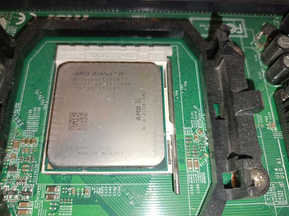 Комплект материнська плата + процесор + оперативна пам'ять