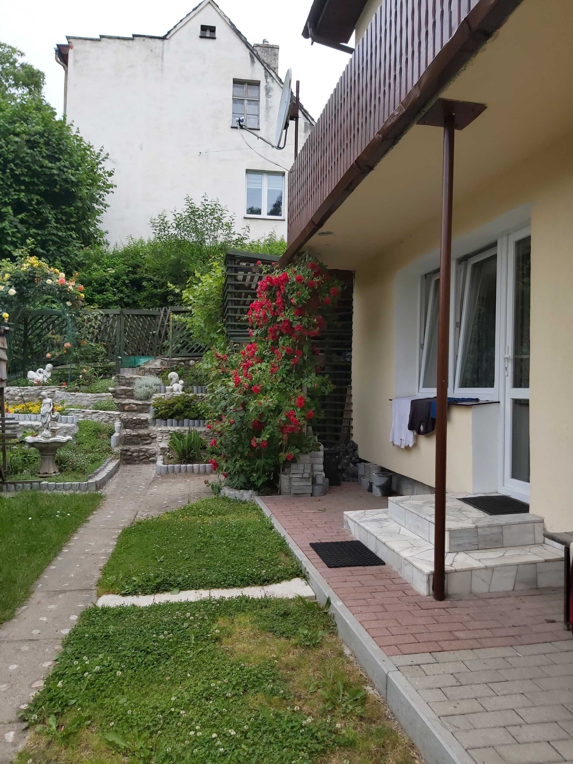 Dom z  altaną w ogródku - Bardo - Kotlina Kłodzka