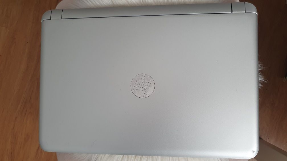 Laptop HP 8GB RAM- 1TB