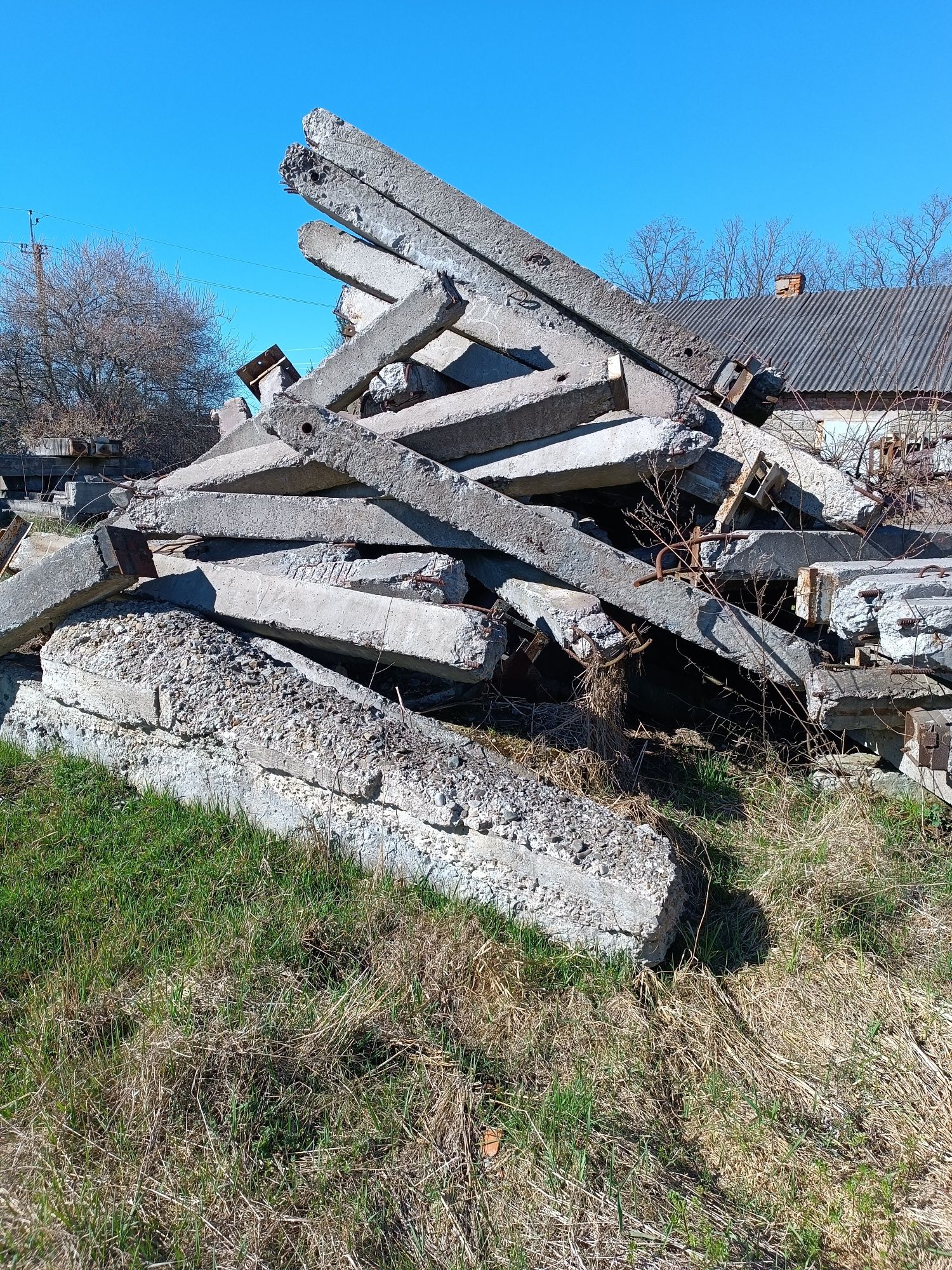 Продам сваі армовані