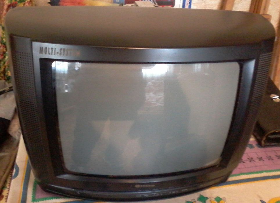 Телевизор в рабочем состоянии