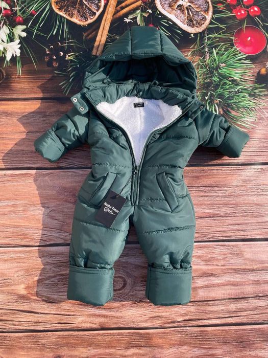 Зимові комбінезони