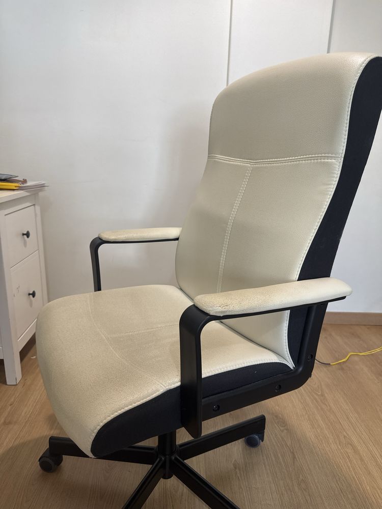 Cadeira de escritorio IKEA MILLBERGET