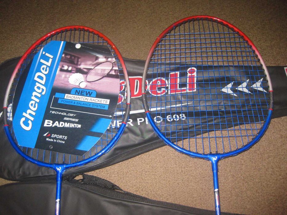 2 Pares de Raquetes de Badmington/Novas e Embaladas!