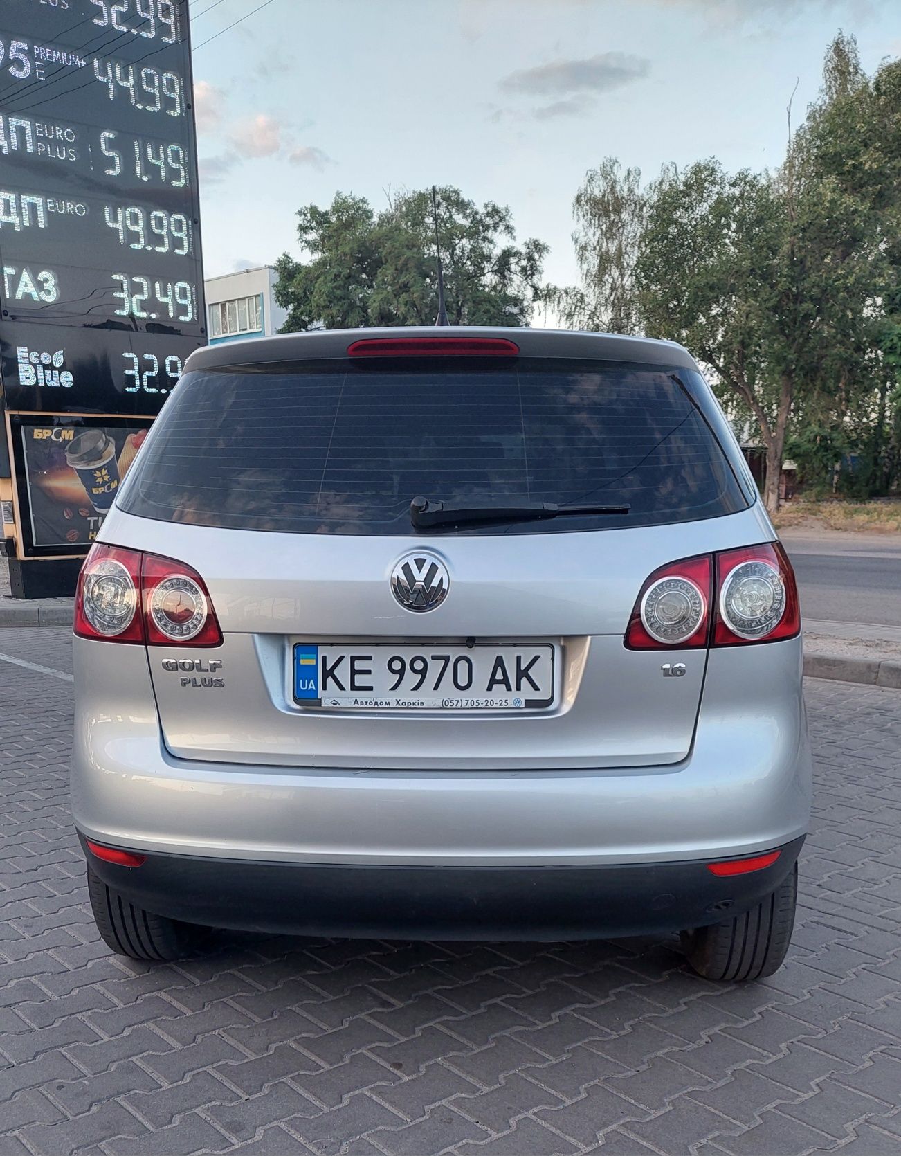 Срочно Vw Гольф Плюс АКПП, 1.6,Газ 4 поколение.