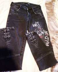 ZARA czarne jeansy, rurki, grafitti, dziury, otarcia, HIT