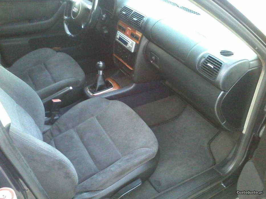 AUDI A3 pd 130cv otimo estado , todo de origem aceito retoma