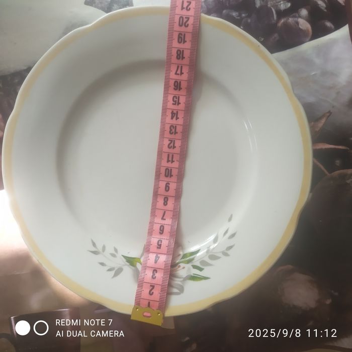 Распродажа до 30.10 тарелки  в оч.хорошем сост