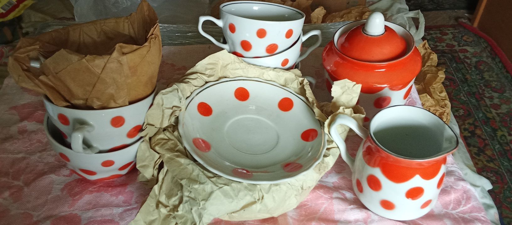 Шикарные старинные вещи для дома.Столовый сервиз.