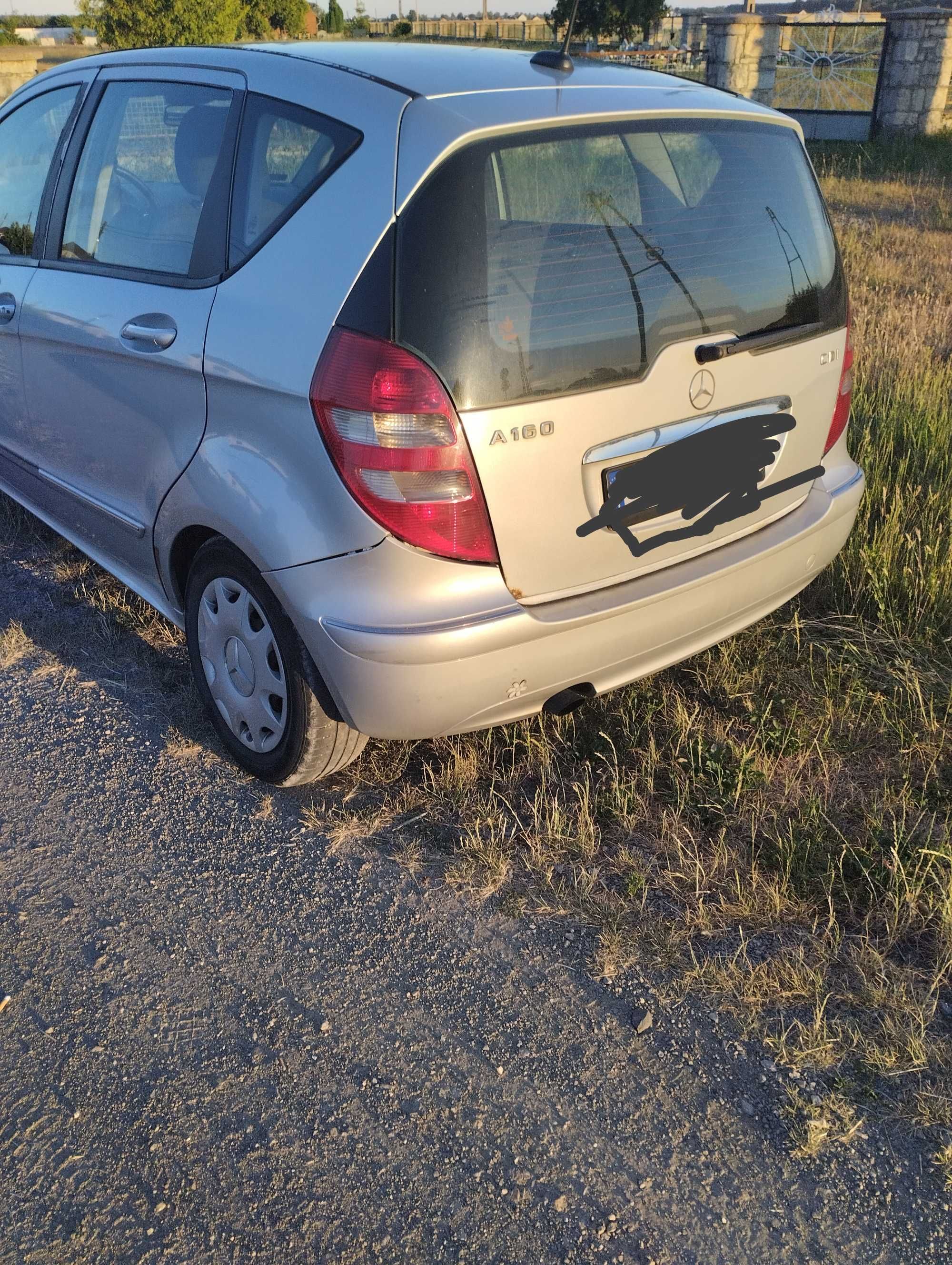 Samochód osobowy Mercedes
