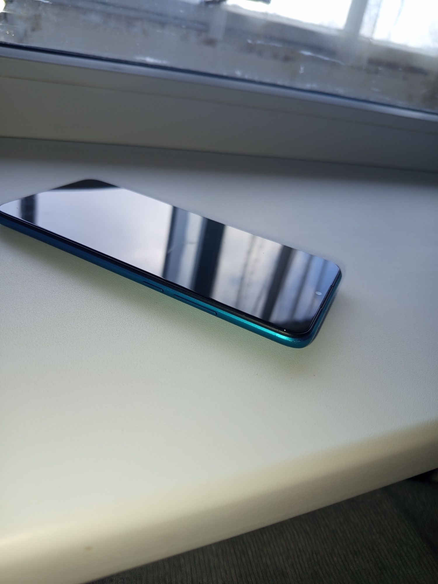 Продам телефон redmi 9