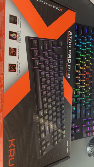 Klwiatura Krux atax pro rgb