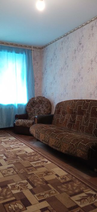 Продаю квартиру однокімнатну.