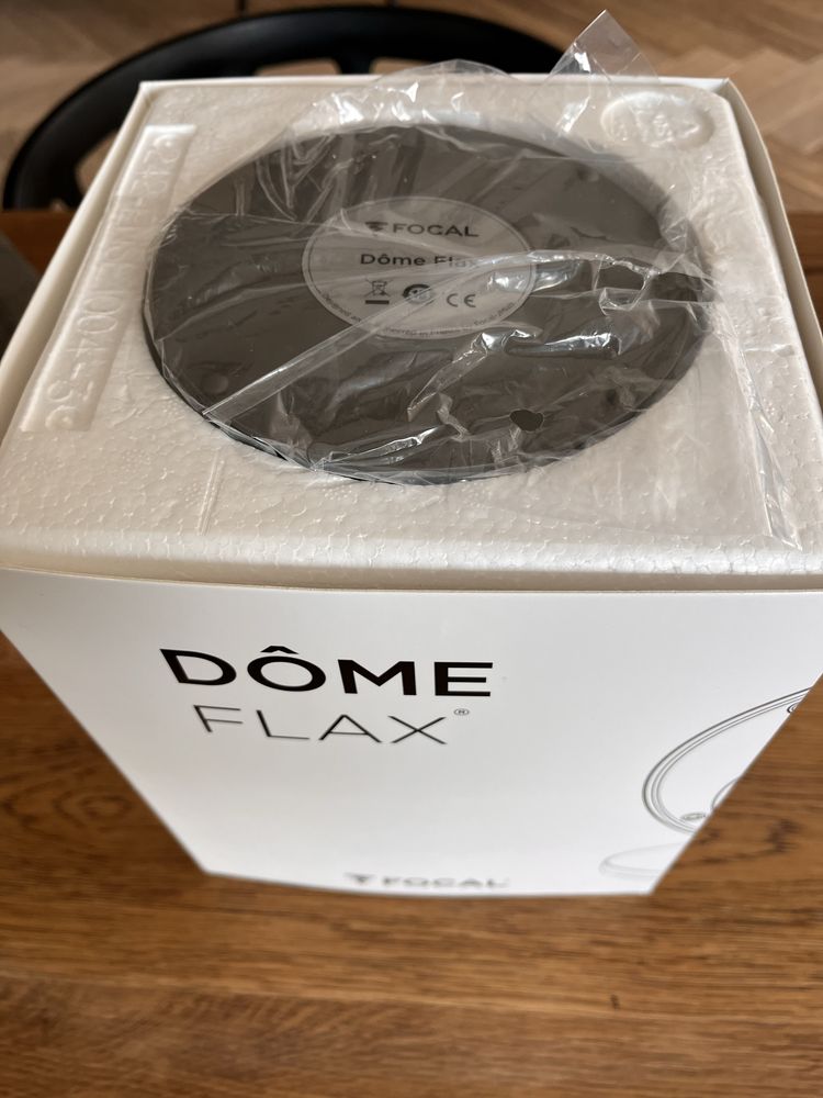 Kolumna głośnikowa Focal Dome Flax czarna