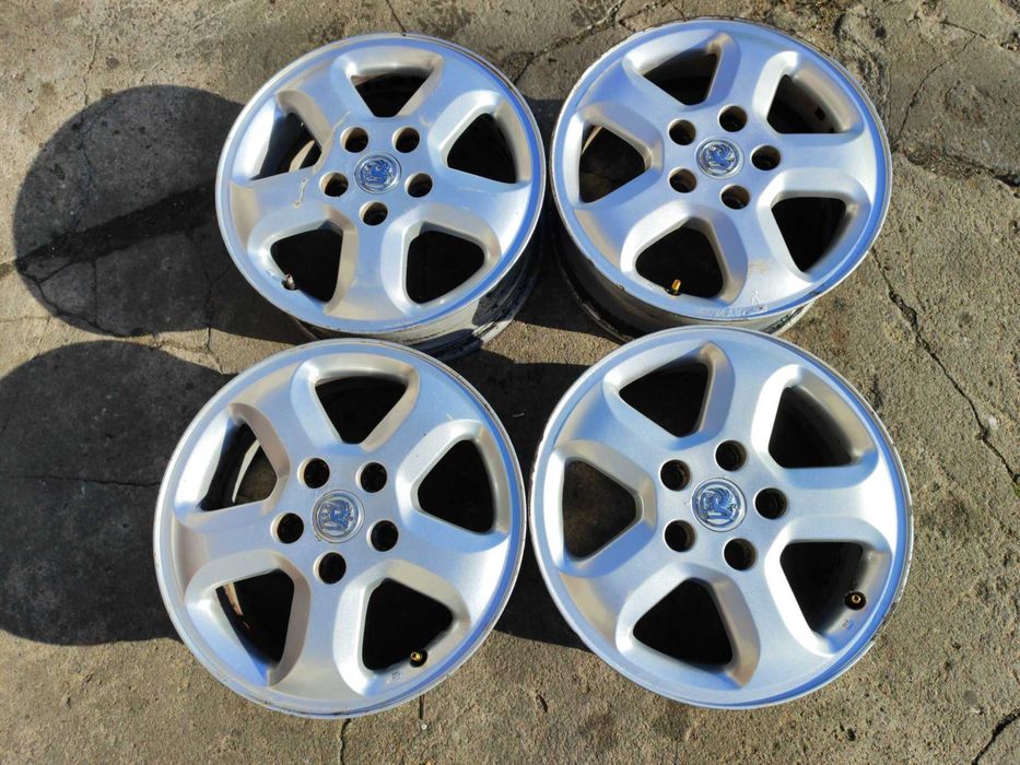 Alufelgi 16" 5x118 Trafic Vivaro Ducato Boxer Jumper Ładne! Komplet