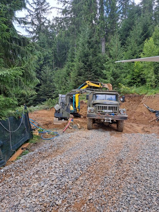 Послуги ескаватора і самосвала Микуличин