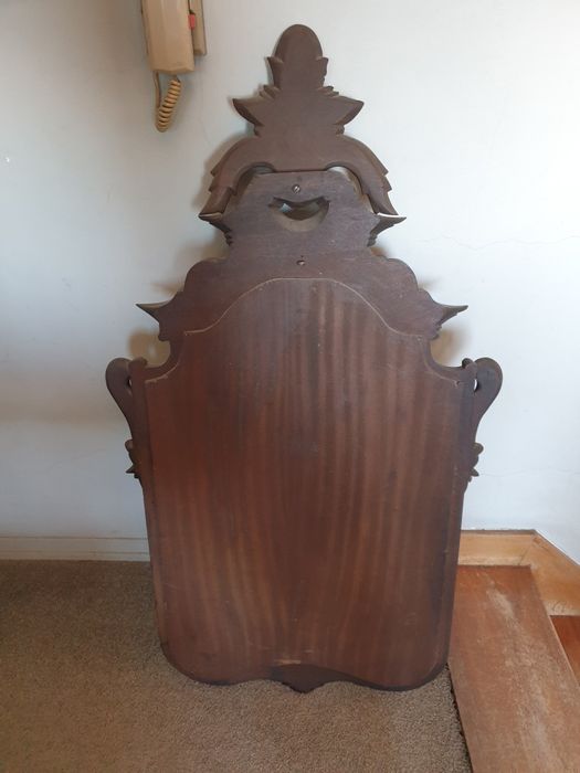 Espelho antigo em madeira