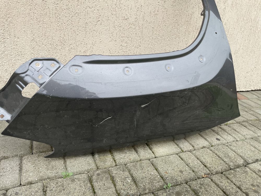 Blotnik prawy przod toyota yaris cross