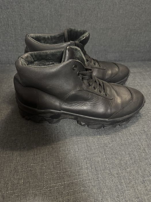 Чоловічі шкірянні зимові ботинки  41 розміру