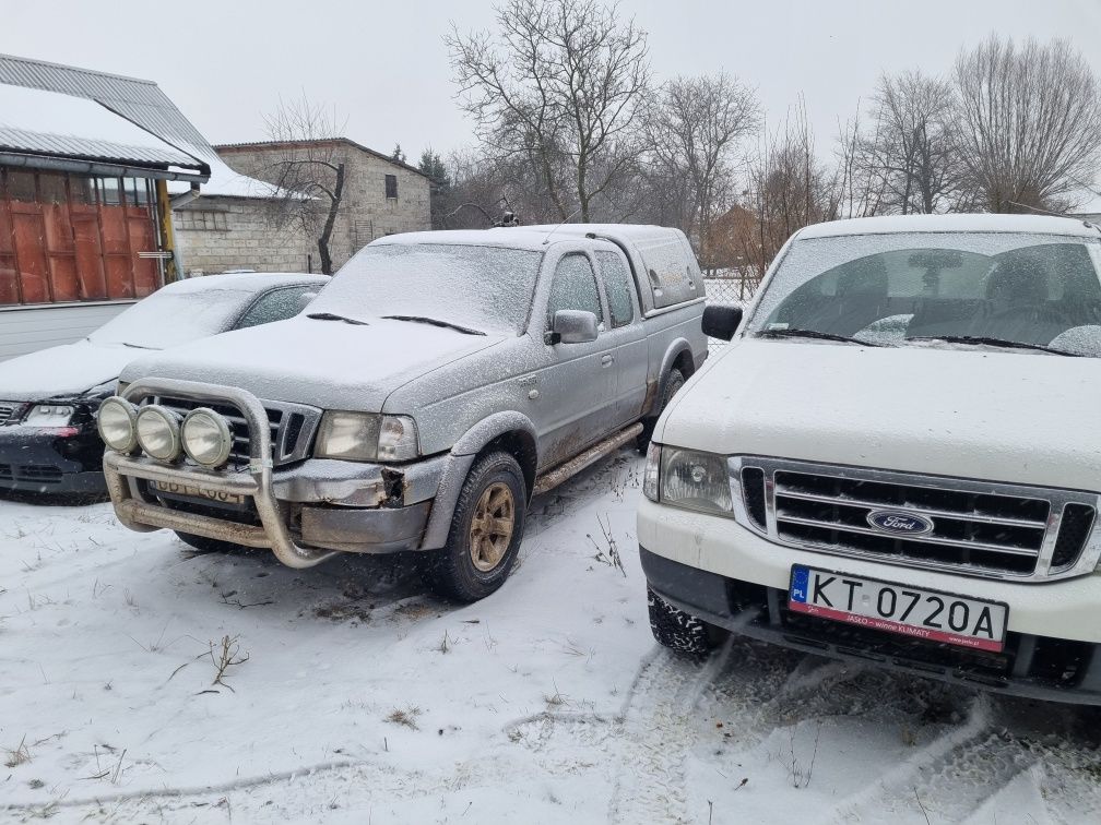Ford Ranger, Mazda B2500 1.5 kabiny, cztery drzwi tylna zabudowa paki