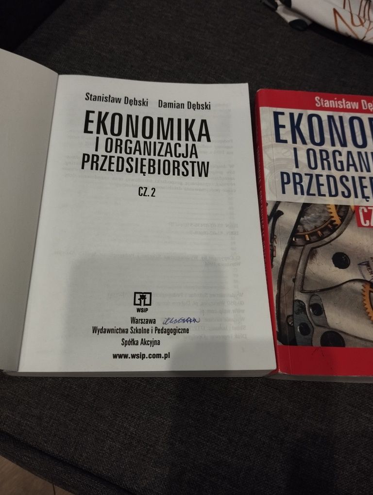 Książka do Ekonomi cz.1 i cz.2