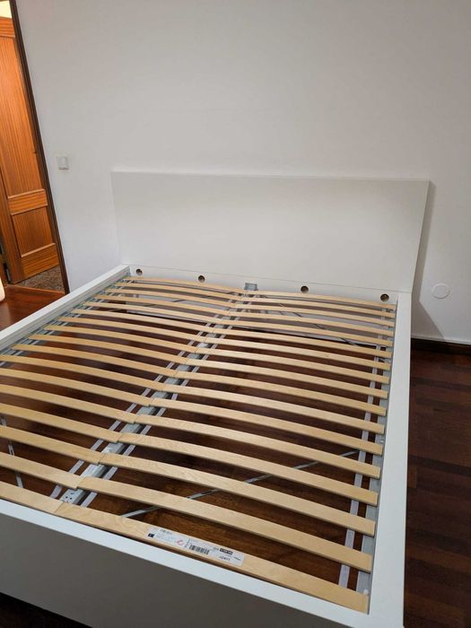 Cama IKEA MALM 180x200 + Estrado Luroy + Colchão Valevåg (usado)