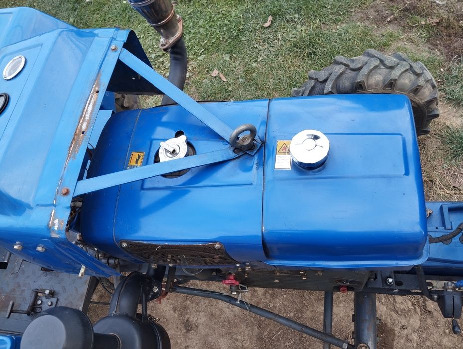 Продам міні трактор або обмін стан як новий на МТЗ 80 з доплатою