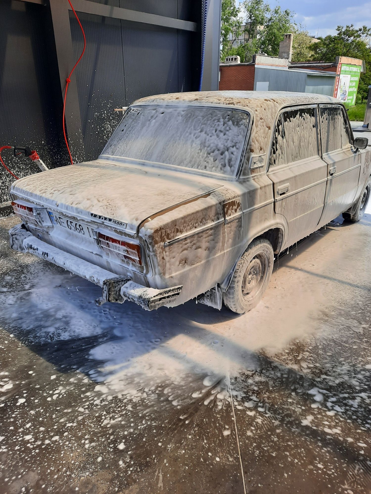продам LADA 1500SL