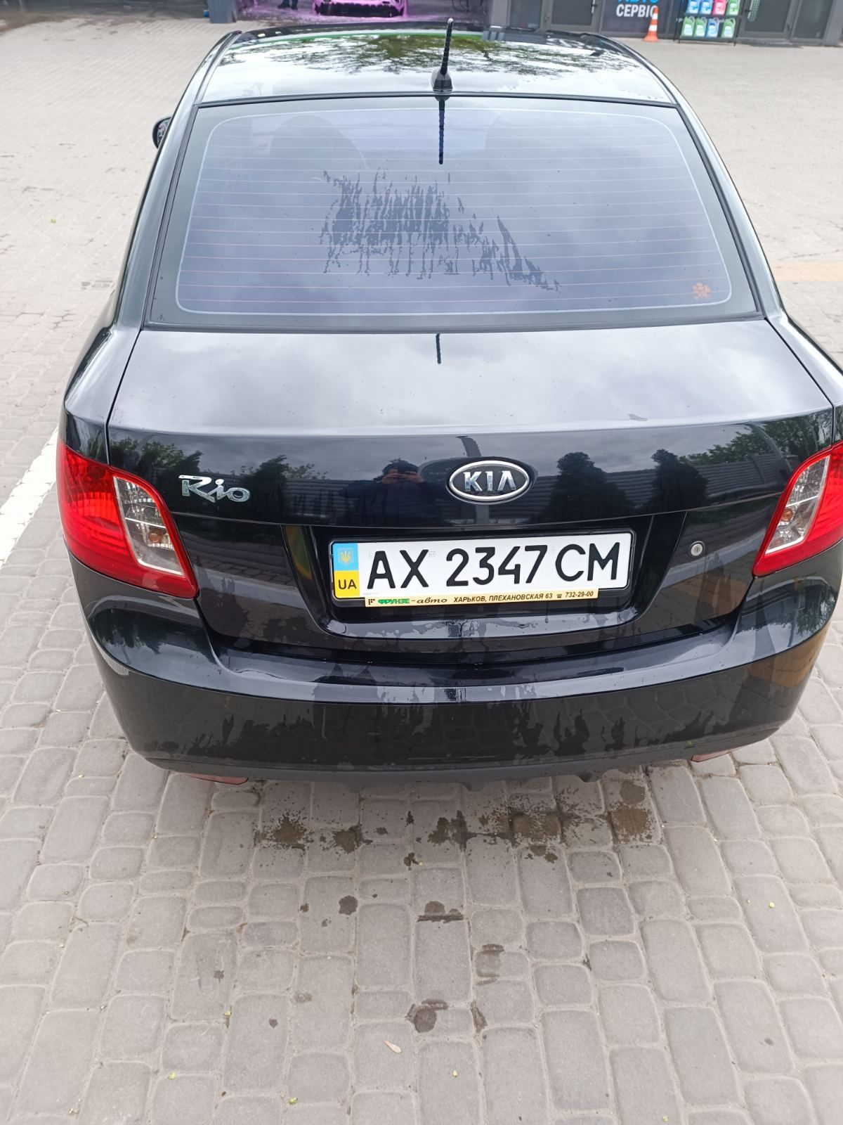 Продам Kia Rio 1.4 sedan