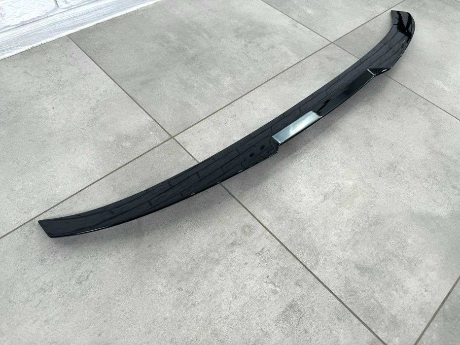 Спойлер M4 стиль на BMW F30 — агресивний спортивний вигляд