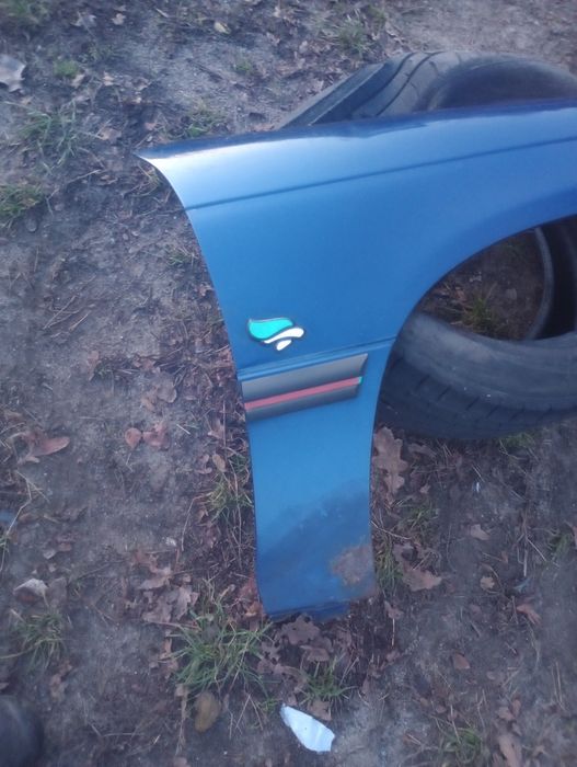 Opel Astra F l 1 błotnik prawy przód przedni