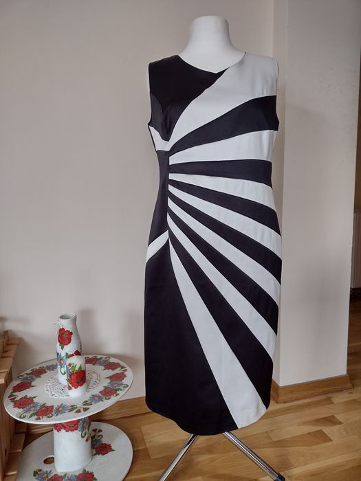 Elegancka sukienka