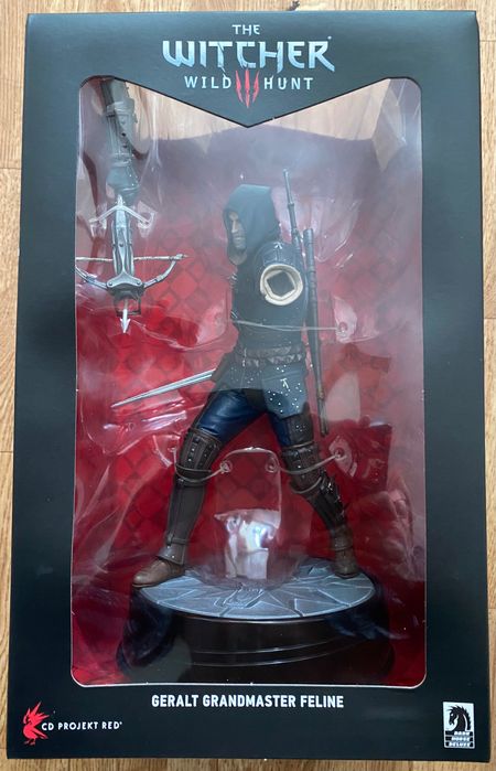 Figurka Dark Horse Wiedźmin 3 Geralt w zbroi cechu kota