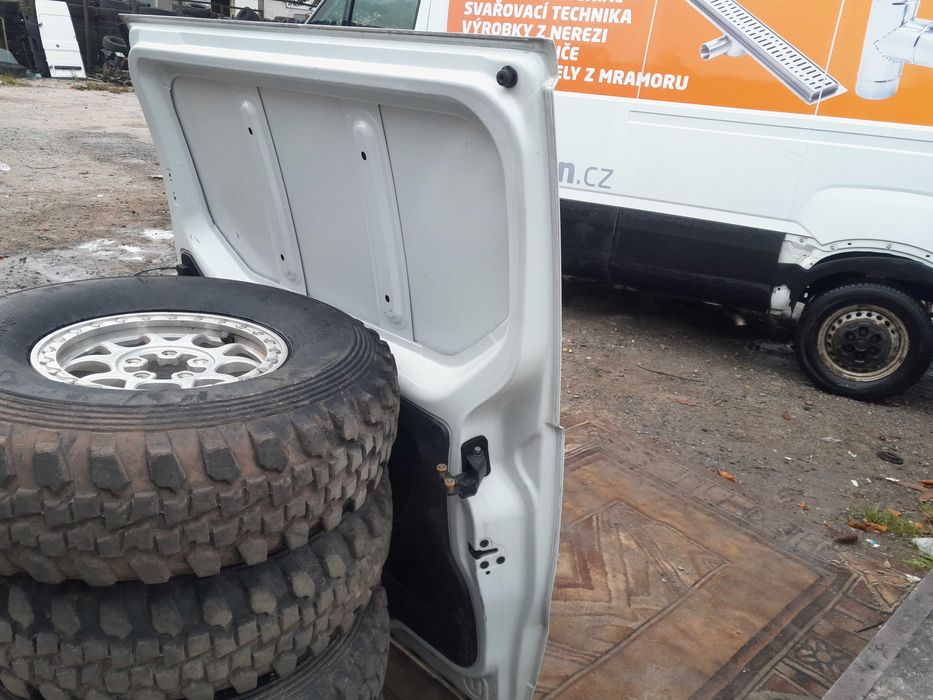 Drzwi boczne przesuwne Renault Trafic 18r